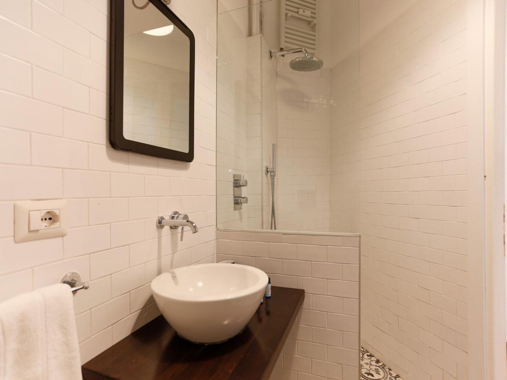 The Rent - Modern Two-bedroom In Porta Romana Appartamento *